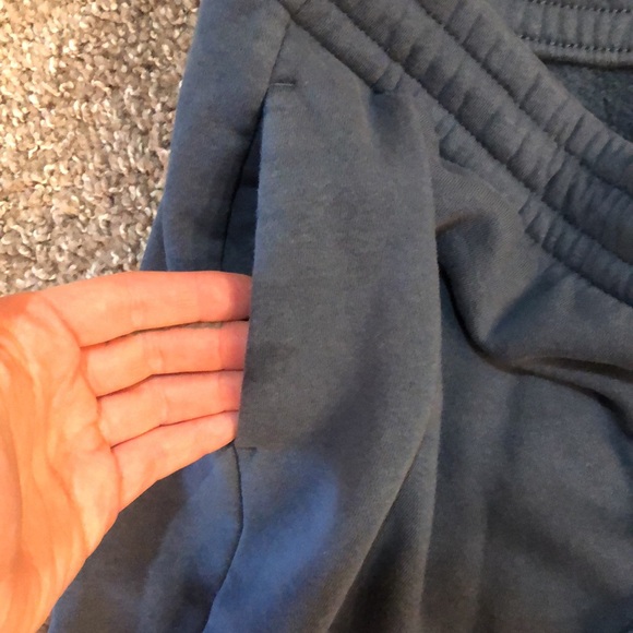 Reebok sweatpants - Picture 5 of 6